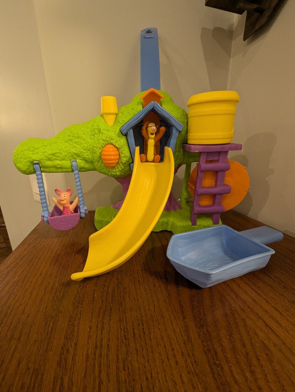 Vintage Winnie The Pooh Fisher Price Splash N Bubble Treehouse bath Toy - Picture 8 of 12